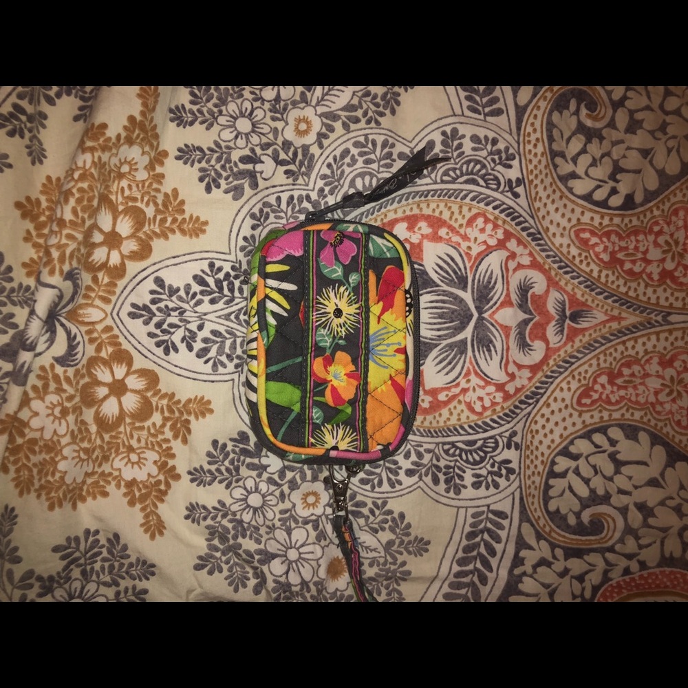 EUC Vera Bradley patterned wallet